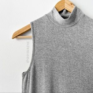 NWT GAP Slim Fit Ribbed Sleeveless Mock Neck Top